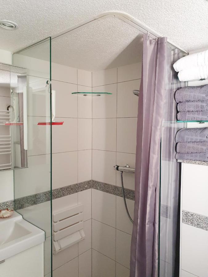 Monteur-Fremdenzimmer - Petit Quartier Merenberg Buitenkant foto